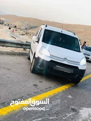  4 ستروين برلينكو ماتور 1600جير عادي موديل 2014