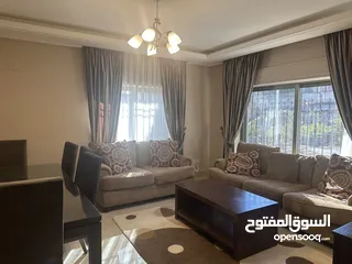  5 فيلا للايجار السنوي في ضاحية الرشيد