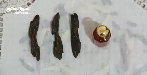  6 Orijinal amber yağı, 15 yıldan fazla yıllanmış ((depo  دهن عنبر اصلي معتق (( مخزن )) اكثر من 15سنه