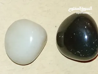  4 حجاره احجار كريمه عقيق و يماني و اوبال حجر القمر زمرد فيروز كهرمان  حجم معدل 2 سم