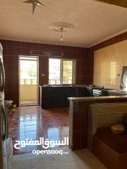  7 شقه للبيع بسعر مغري