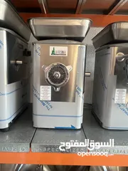  4 ماكنات فرم لحوم صناعية ايطالية