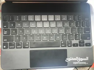  3 Apple Magic Keyboard with mouse(ipad pro 11)