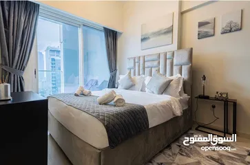  3 تملك غرفتين وصاله جاهزه للسكن علي القناه المائيه في أفضل المناطق طلبا في دبي