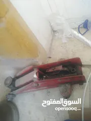  9 جك تمساح صغير وثقيل