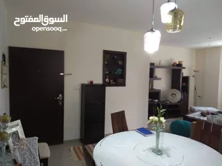  2 شقة مميزة للبيع – عين منجد / رام الله  الموقع: عمارة السعادة – مقابل قيادة الشرطة مباشرة