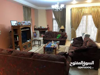  4 فيلا مستقلة للإيجار مفروشة بالكامل مكونه من 5 نوم