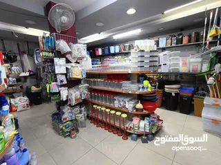  6 محل تجاري للبيع لعدم التفرغ،،