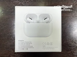  2 Apple AirPods Pro with Wireless Charging Case and Original EarTips ( only right earbud is working )