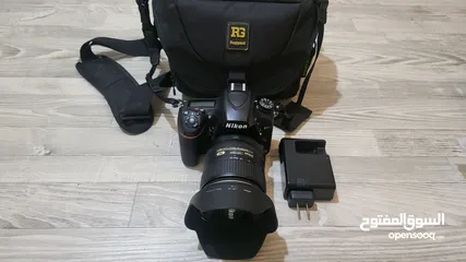  1 كاميراء نيكون 750D شبه الجديد