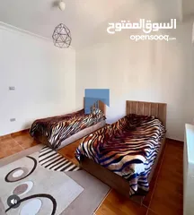  10 شقة فاخرة للبيع في أم السماق  - خلف الدر المنثور طابق ثالث 150م تشطيب سوبر ديلوكس بسعر مغري