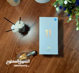  4 متوفر جهاز Xiaomi Mi 11 Lite بكرتونته مع كافة أغراضه مع هدية Air pods جديد