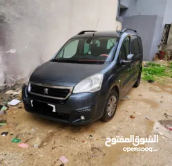  1 بيجو بارتنر 2017