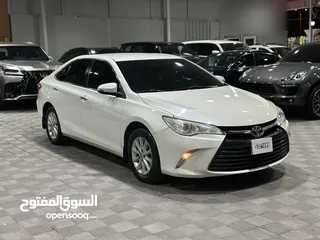  2 Toyota Camry GL