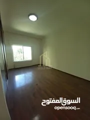  2 في أجمل مناطق دير غبار شقة 300م داخلي /350م خارجي بتشطيبات راقيه وسعر مميز / ref 9114