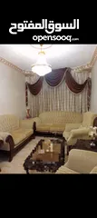  3 كنب 9 مقاعد تقيل وشبه جديد وخشب زان مع برادي