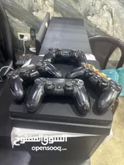  7 Playstation 4 slim مستعمل بحالة ممتازة للبيع