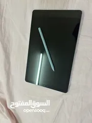  3 سامسونج تابلت في حاله ممتازه اداء ممتاز وفتره استخدام قصيره مع  s pen  ولكرتون