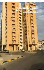  3 شقة للإيجار شارع المعري عمر المختار بالقرب من مجمع دات العماد طرابلس