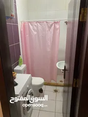  6 شقة مفروشة للإيجار