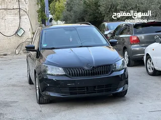  5 سكودا فابيا للبيع او البدل