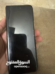  4 تلفون Galaxy Z Fold3 5G للبيع بحالة ممتازة