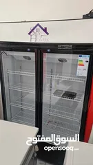  1 ثلاجه عرض مغلقه باب عدد 2 اقتصادية في توفير الكهرباء شبه جديدة