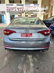  2 Hyundai Sonata