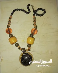  7 عقود انتيكا