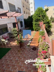  1 شقة مميزة للبيع في الرابية 165م مع حديقة وترسات 150م تشطيب سوبر ديلوكس