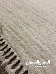  7 قطع سجاد ابيض