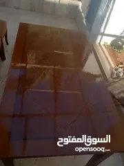  2 طاوله سفره خمس كراسي لون جوزي بحاله الوكاله معها زجاج سكيروليت للبيع بسعر 85 دينار