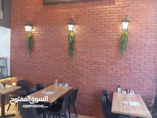  4 فرصة ذهبية للاستثمار! مطعم جاهز للبيع بسعر أقل من التكلفة – فقط 20000 دينار
