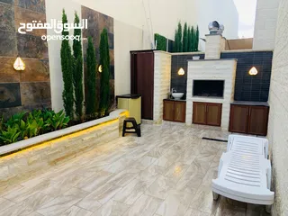  4 فيلا 3طوابق للإيجار - داخل كمباوند (جرين لاند) وبسعر مغري!!