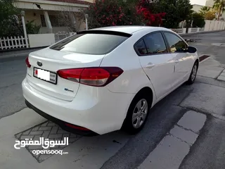  5 SINGLE OWNER KIA CERATO MID OPTION FOR SALE