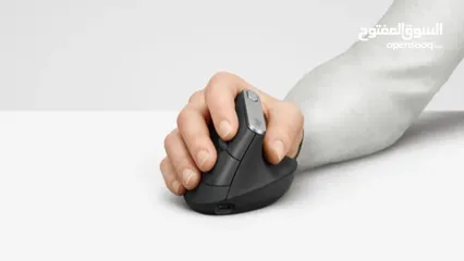  2 Logitech MX Vertical – الماوس العمودية لصحة معصمك