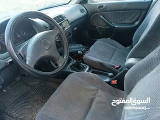  6 هوندا سيفيك موديل 2000 للبيع جير عادي لون سيلفير Honda Civic 2000