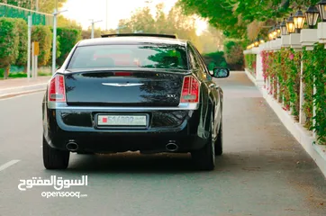  2 Chrysler 300c 5.7 luxury