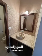  7 شقة في الطيرة غير مسكونة سابقاً مفروشة بالكامل للبيع