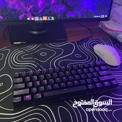  1 Razer huntsman mini