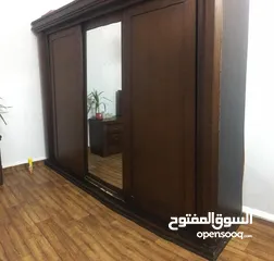  12 نشتري جميع الأثاث المستعمله والبضائع الامريكيه والتحف والمحليه بافضل الأسعار