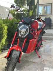  3 دراجه كهربائية للبيع بحاله الوكاله
