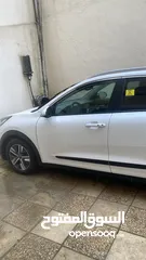  5 Kia niro 2022 full option