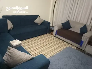  1 غرفه نومه للبيع مع طقم كنب 7مقاعد للبيع بسعر مغري