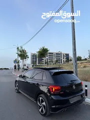  2 VW GTI 2020