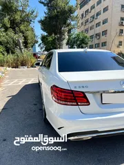  11 MERCEDES BENZ - E350