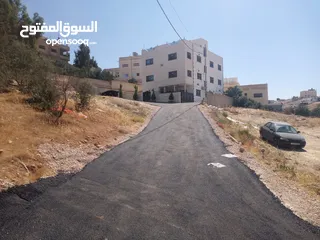  13 تعهدات عامة وهدم مباني ونقل جميع أنواع مواد البناء ونقل تراب أحمر وتعبيد الشوارع بأفضل أنواع الخلطة