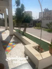  3 مبنى تجاري للايجار داخل طرابلس