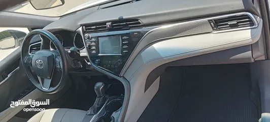  6 Toyota Camry SE 2018