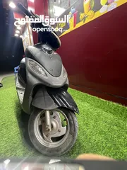  6 Kymco 90 cc scooter for sale both tyre are new